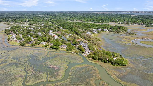 559 Schooner Road, Charleston, SC 29412