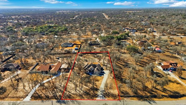 228 county road 6864, Natalia, TX 78059