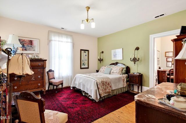124 N Bloodworth Street, Raleigh, NC 27601