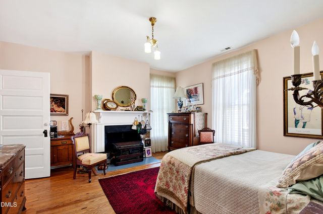 124 N Bloodworth Street, Raleigh, NC 27601