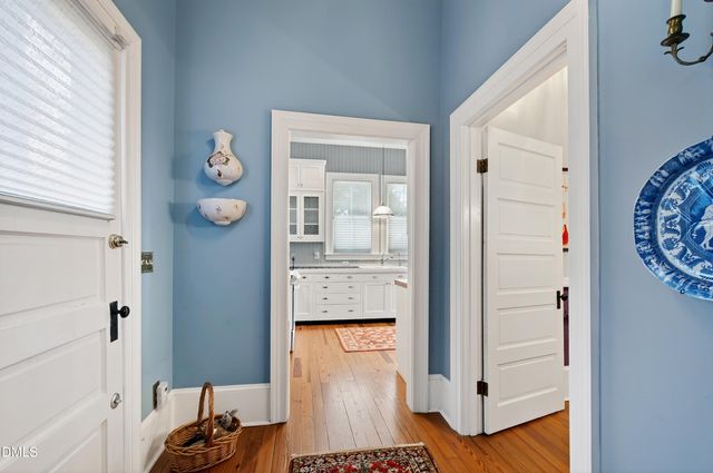 124 N Bloodworth Street, Raleigh, NC 27601