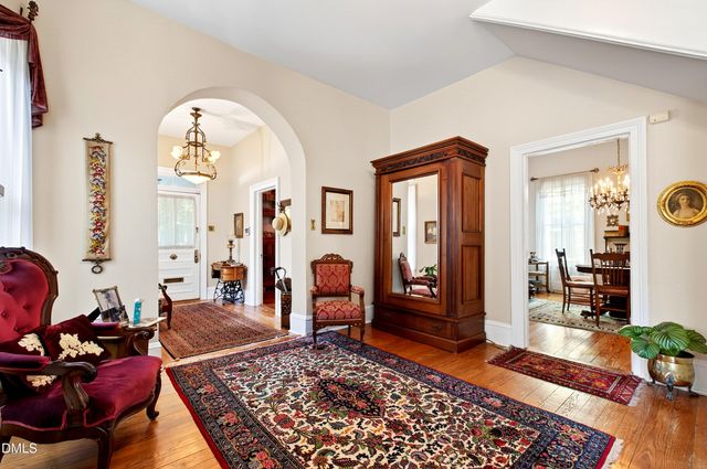 124 N Bloodworth Street, Raleigh, NC 27601