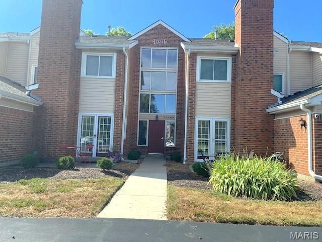 1324 Holgate Drive G2, Ballwin, MO 63021
