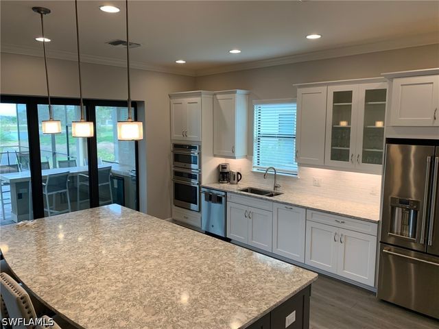 9408 Rapallo ST, Naples, FL 34119