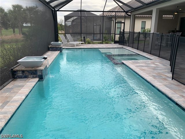 9408 Rapallo ST, Naples, FL 34119
