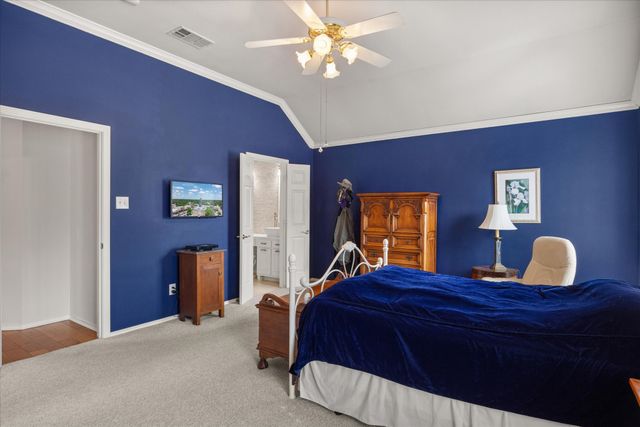 1116 Carousel Drive, Bedford, TX 76021