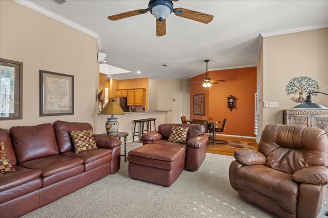 1116 Carousel Drive, Bedford, TX 76021