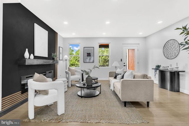 314 FARRAGUT ST NW, Washington, DC 20011