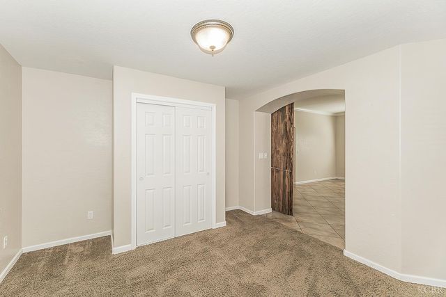 1847 W Heather Lane, Hanford, CA 93230