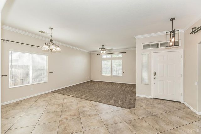 1847 W Heather Lane, Hanford, CA 93230