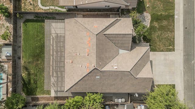 1847 W Heather Lane, Hanford, CA 93230