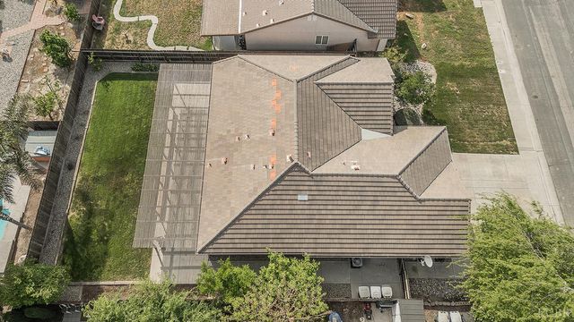 1847 W Heather Lane, Hanford, CA 93230