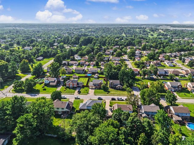 1490 Arlington Drive, Florence, KY 41042