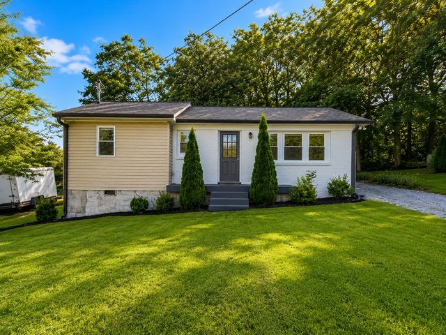 105 Williams St, Woodbury, TN 37190