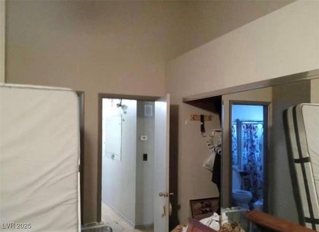 1747 Angel Falls Street, Las Vegas, NV 89142