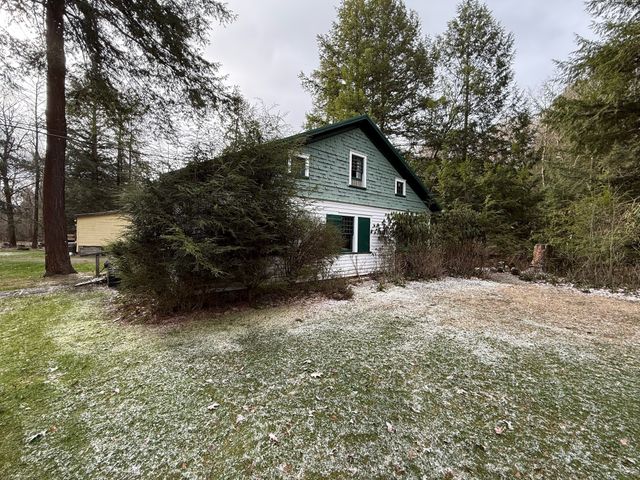 39407 SCHOPPERT Drive, Centerville, PA 16404