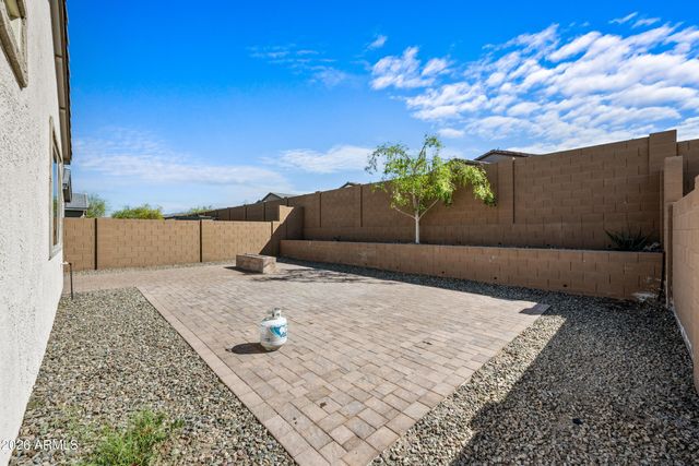 1627 W Estes, Phoenix, AZ 85041