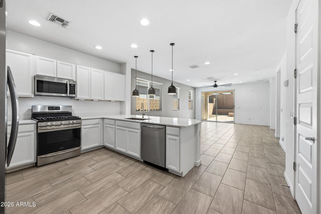 1627 W Estes, Phoenix, AZ 85041