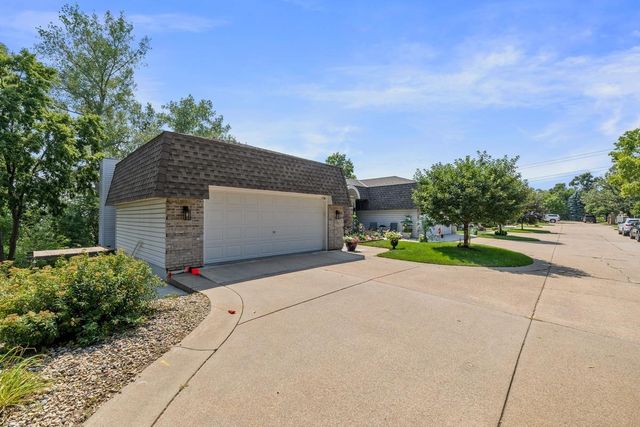 5501 Auto Club Road, Bloomington, MN 55437