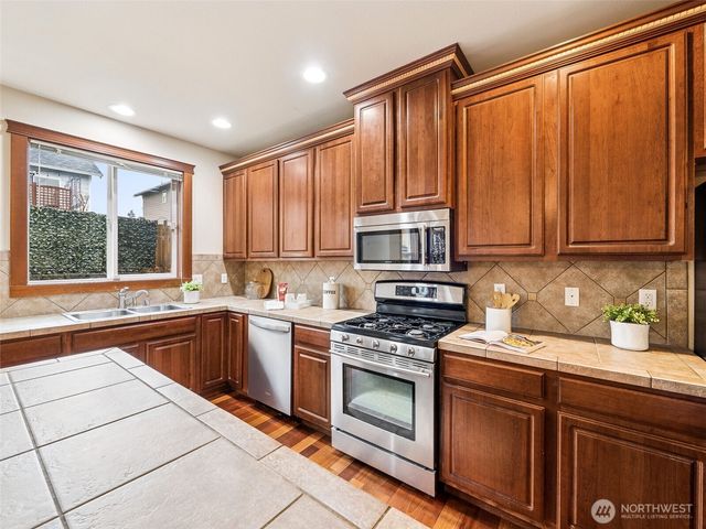 9432 202nd Street E, Graham, WA 98338