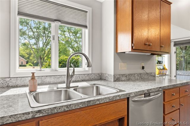 7001 Jennifer Drive, Georgetown, IN 47122