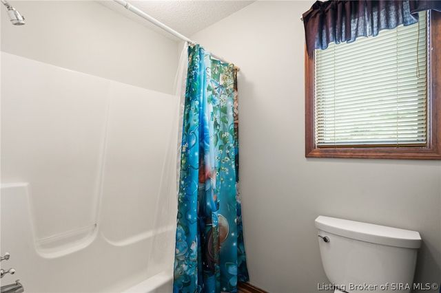 7001 Jennifer Drive, Georgetown, IN 47122