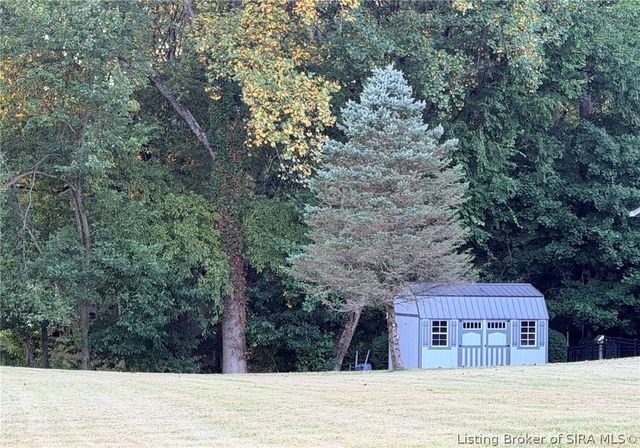 7001 Jennifer Drive, Georgetown, IN 47122