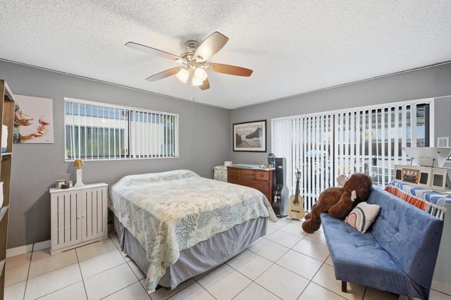 4702 Holly Lake Drive, Greenacres, FL 33463