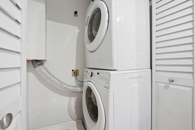 4702 Holly Lake Drive, Greenacres, FL 33463