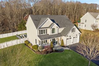 14 Sables Way, Lincoln, RI 02865