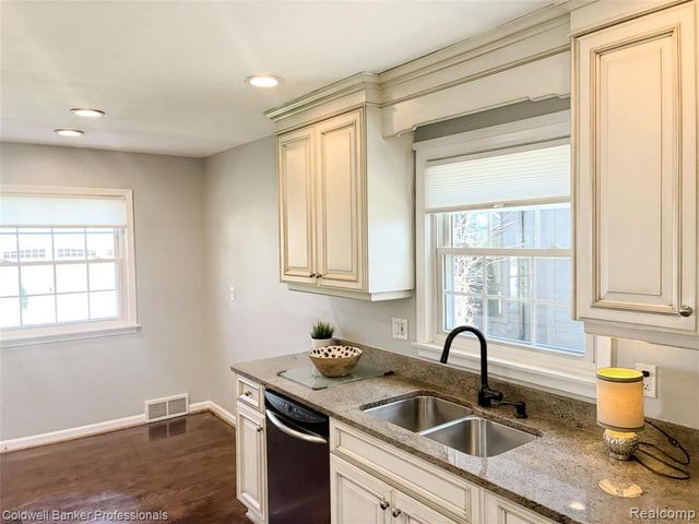 1655 Hazel Street, Birmingham, MI 48009