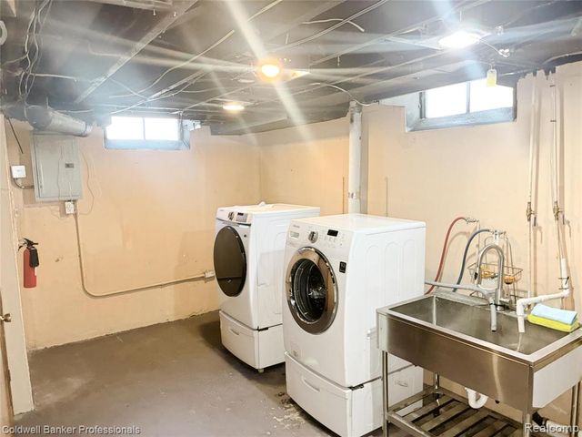 1655 Hazel Street, Birmingham, MI 48009