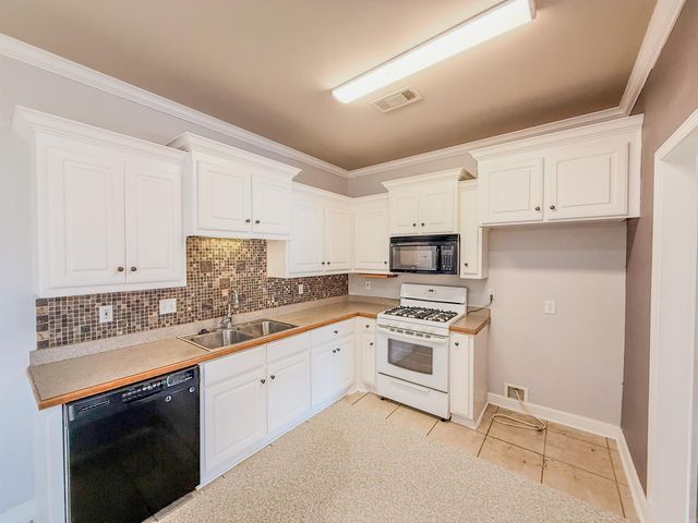 13820 Dynasty Cove, Shannon Hills, AR 72002