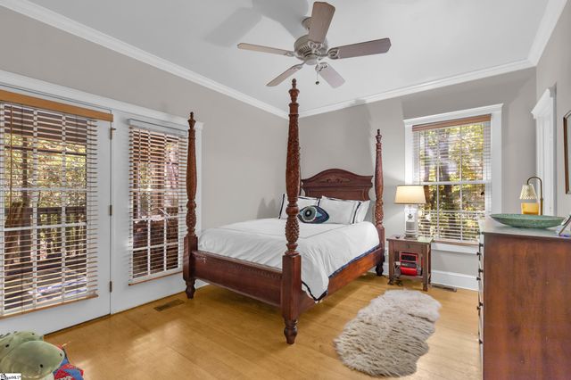 512 Cliff Ridge Drive, Cleveland, SC 29635