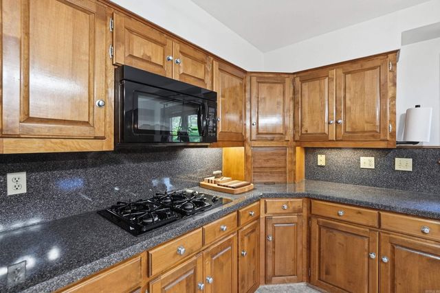 1190 Cambridge Circle, Benton, AR 72019