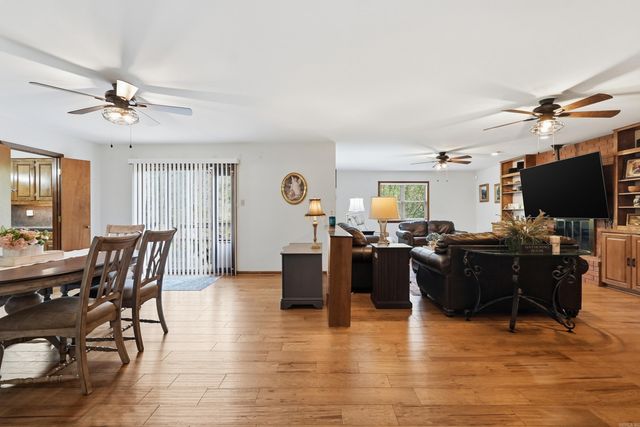 1190 Cambridge Circle, Benton, AR 72019