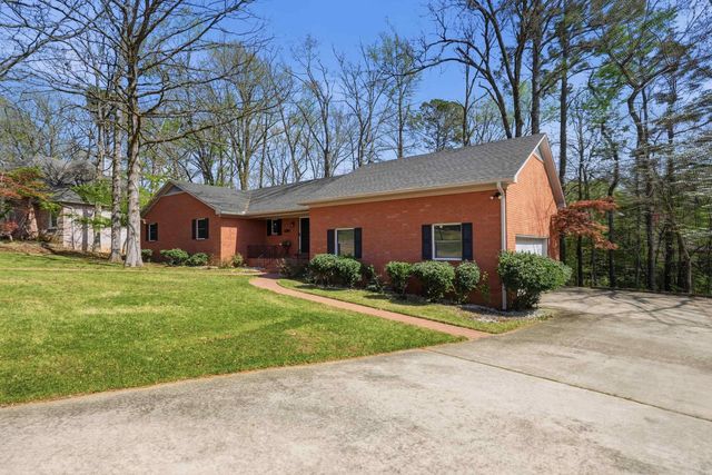 1190 Cambridge Circle, Benton, AR 72019