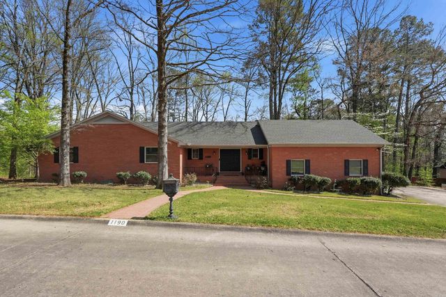 1190 Cambridge Circle, Benton, AR 72019