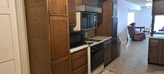 194 Olga, San Antonio, TX 78237