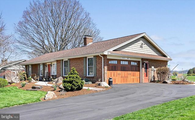 118 MAPLE ST, Myerstown, PA 17067