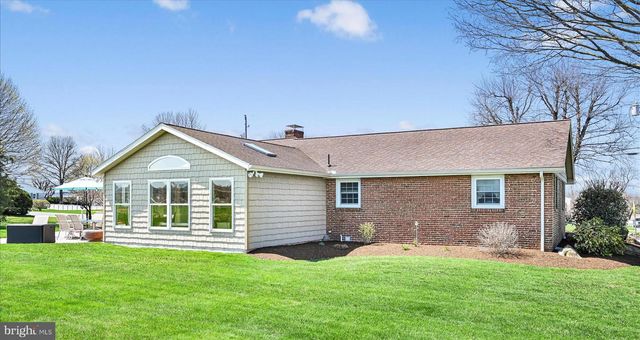 118 MAPLE ST, Myerstown, PA 17067