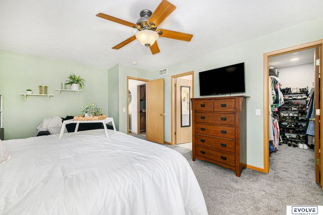 11280 S 200 Avenue, Gretna, NE 68028