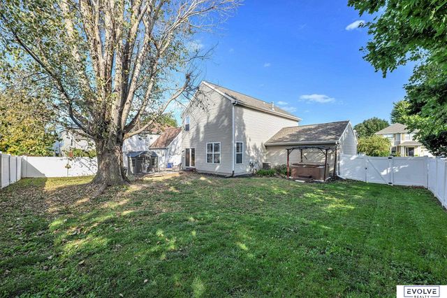 11280 S 200 Avenue, Gretna, NE 68028