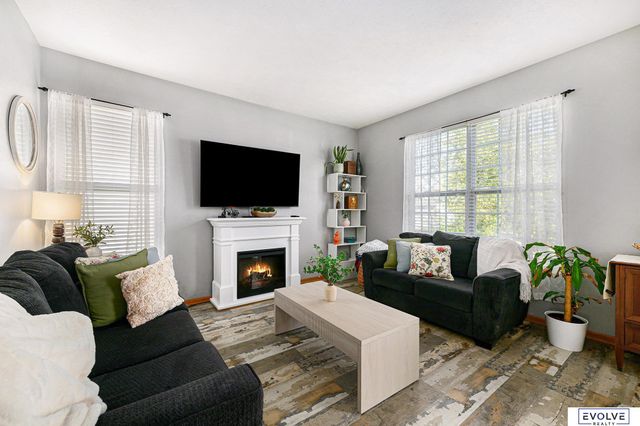 11280 S 200 Avenue, Gretna, NE 68028