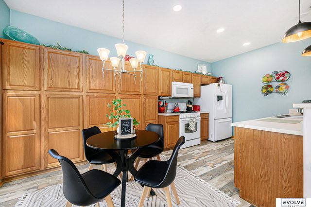 11280 S 200 Avenue, Gretna, NE 68028