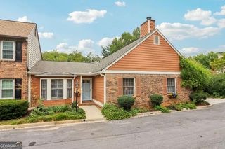 2268 Brianwood Trail, Decatur, GA 30033