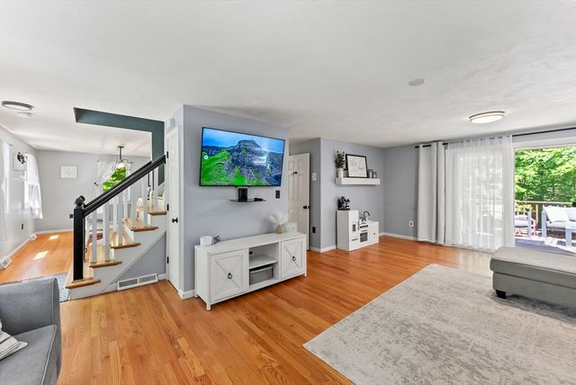132 Pine St, East Bridgewater, MA 02333
