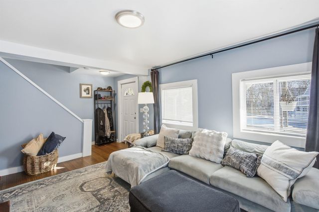 29 Central Street, Derry, NH 03038