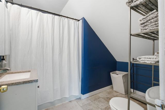 29 Central Street, Derry, NH 03038