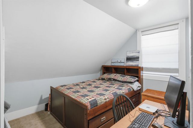 29 Central Street, Derry, NH 03038